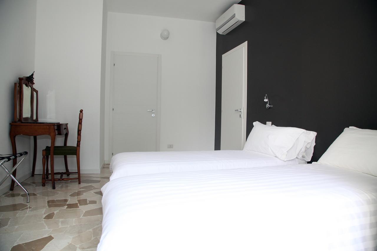 アッビアテグラッソ ミラノ Torregiardino Bed & Breakfast エクステリア 写真